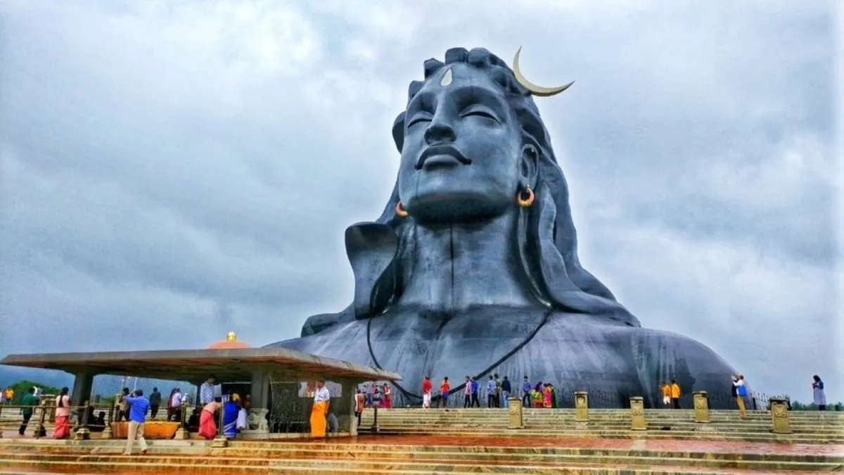 adiyogu statue
