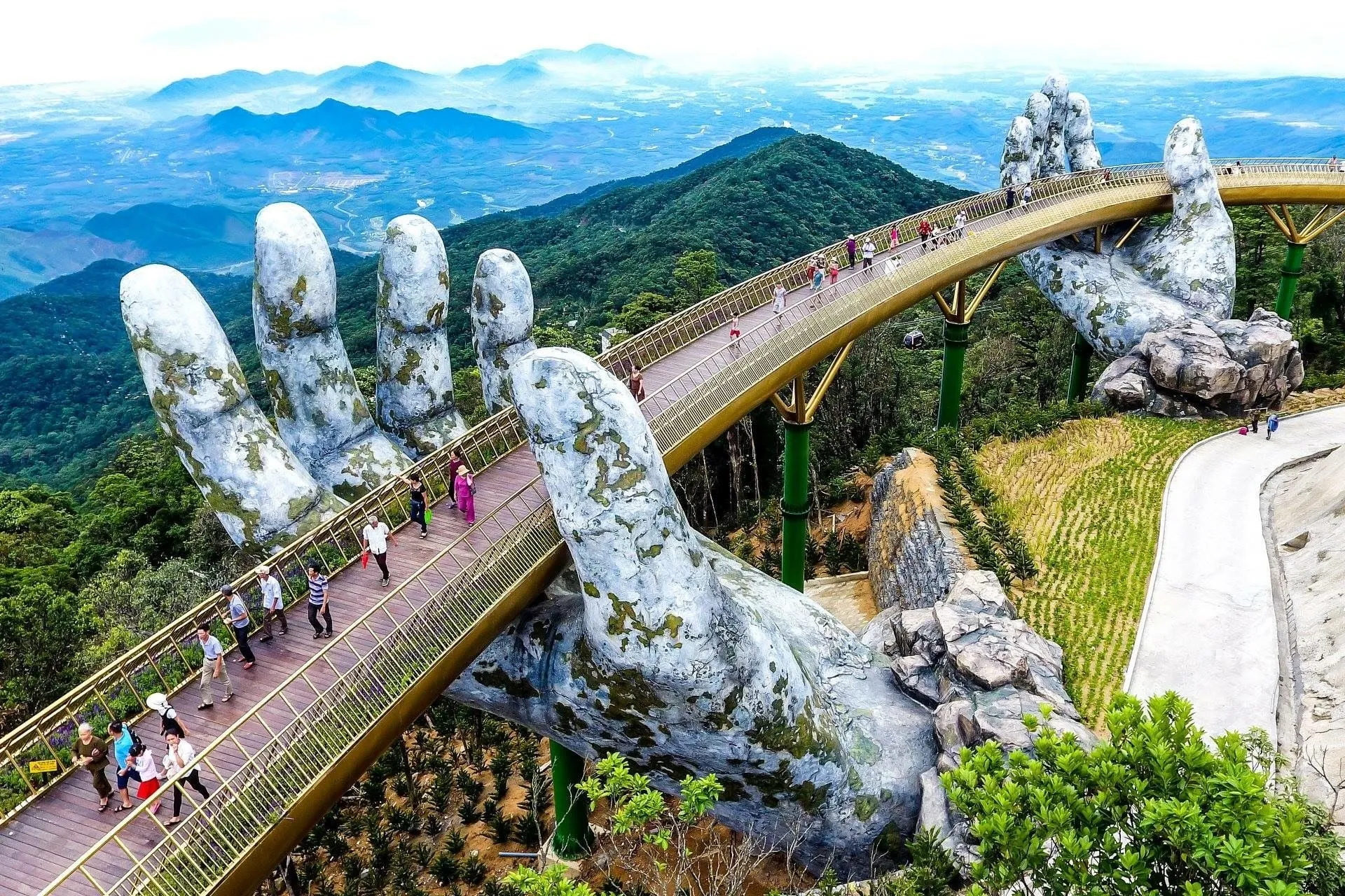 featured vietnam travel guide