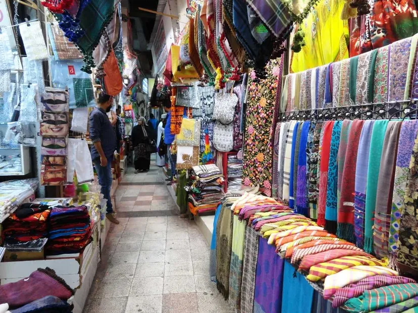 Gun Souq Market