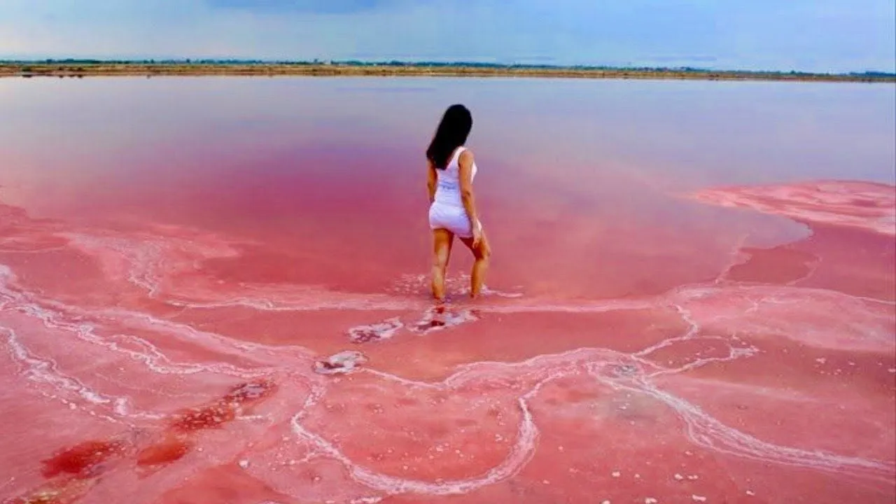 Pink lake Senegal