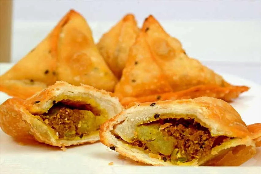 Mangsher Singara Bengali Dish