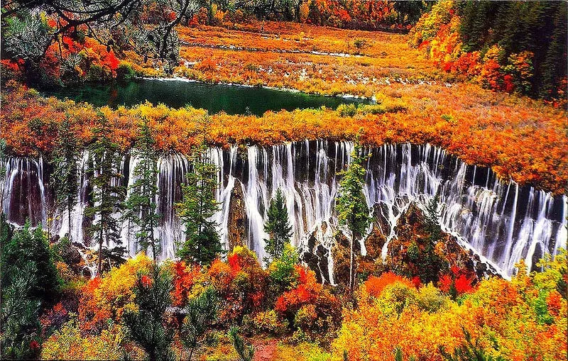Scenic Valleys of The World Cover