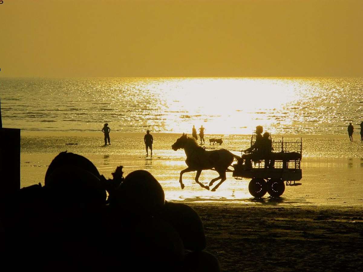 Jampore Beach - Tourist Places in India