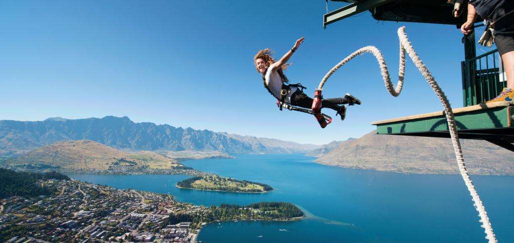 Bungy Jump in Queenstown - New Zealand