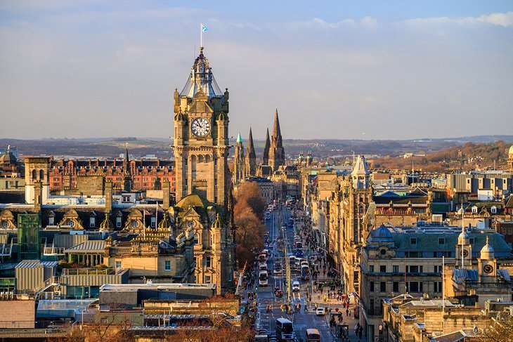 Edinburgh - Places to Visit in UK