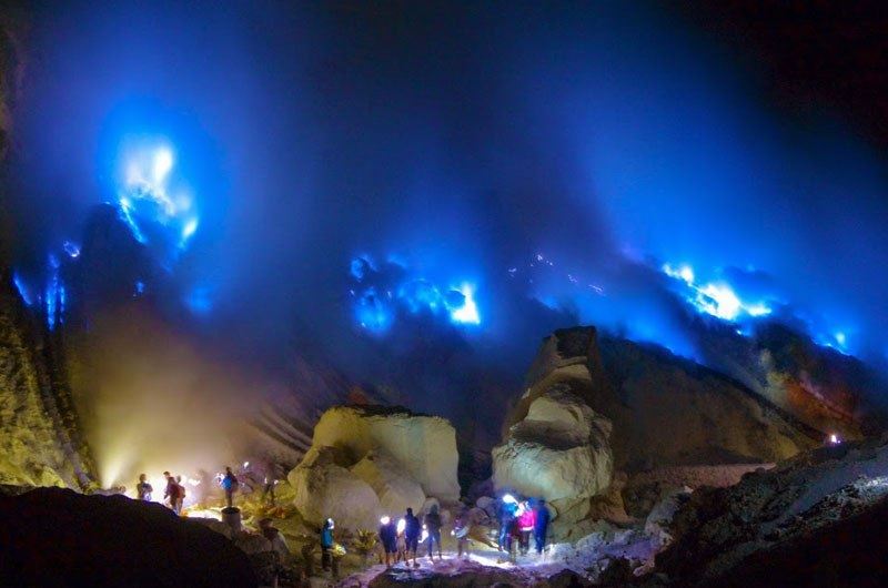 Kawah Ijen - Travel Attractions in Indonesia