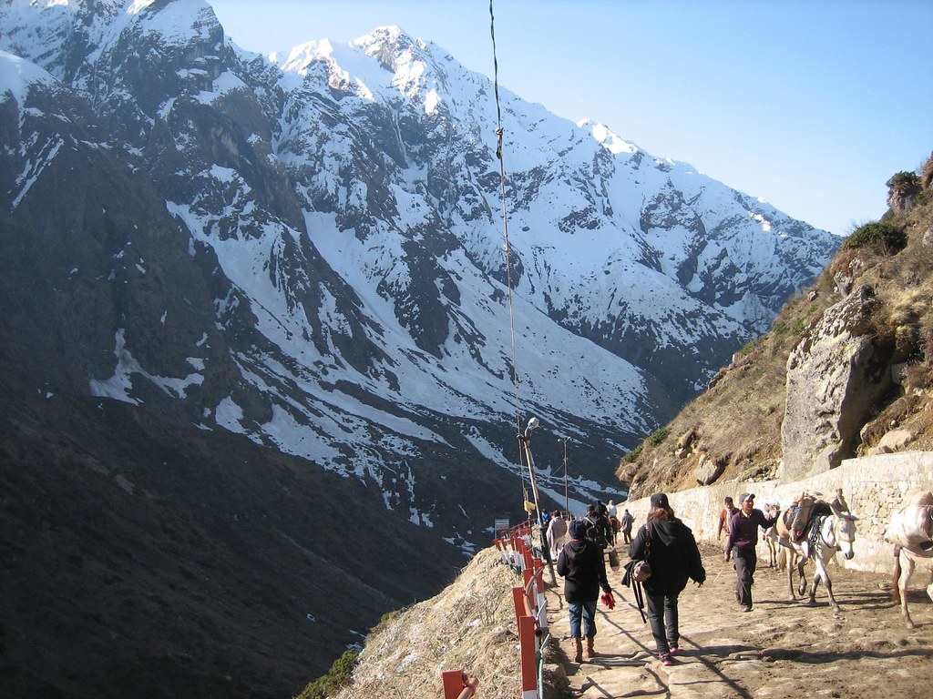 Beautiful views of mountain during the trek of Kedarnath