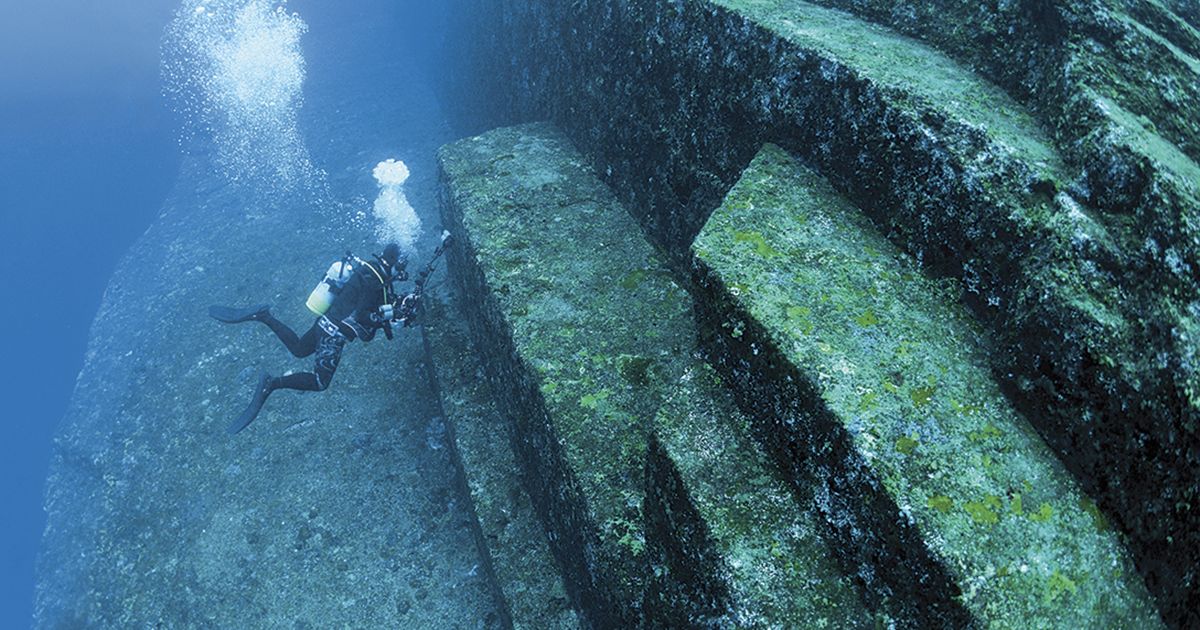 Yonaguni Pyramids - Japan, Underwater Cities of World
