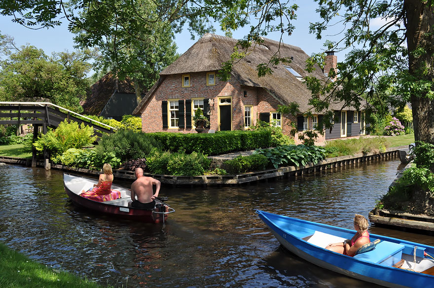 Giethoorn - Netherlands, Canal Cities