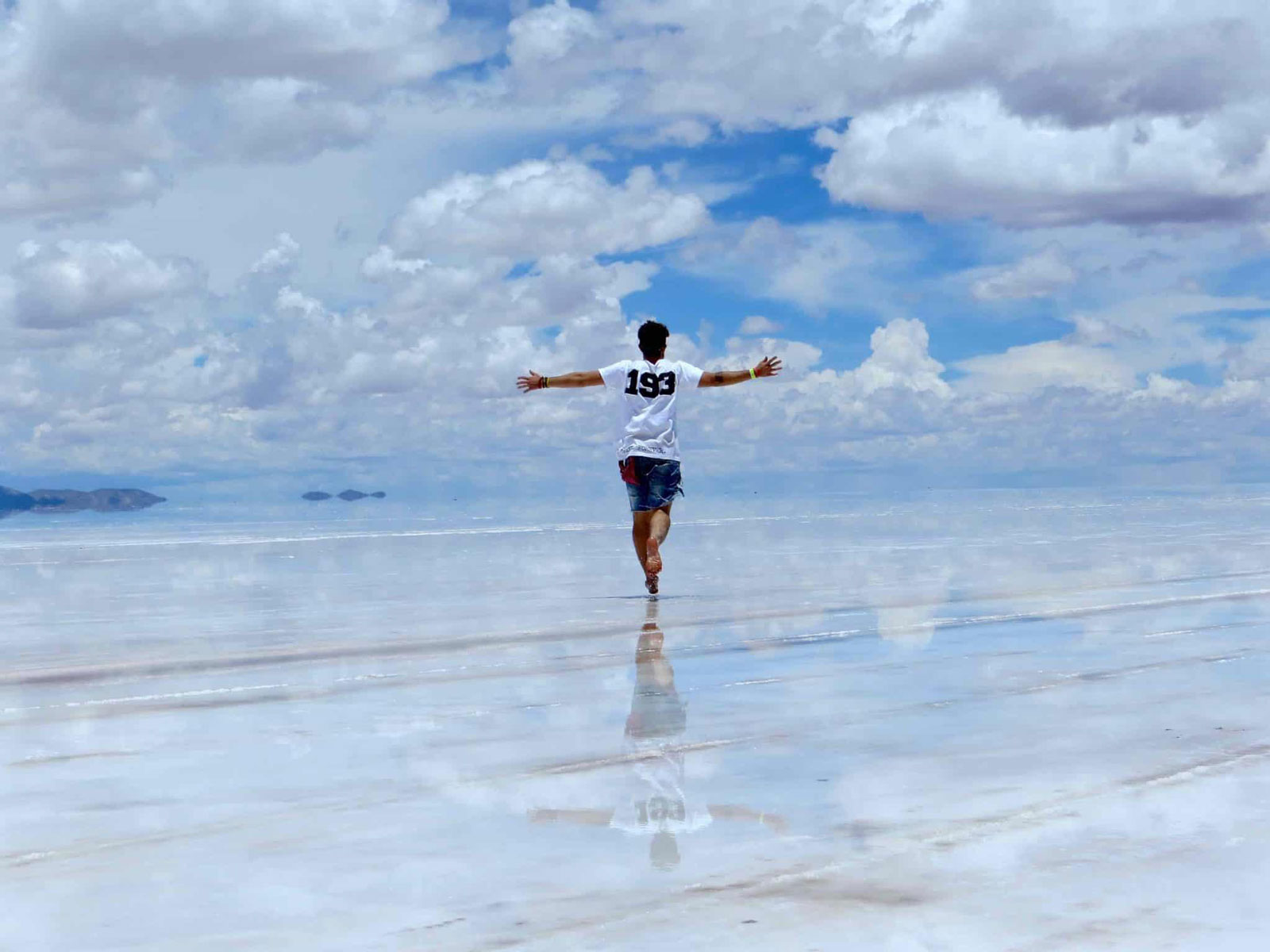 Salar de Uyuni - Bolivia, Bizarre Landscapes