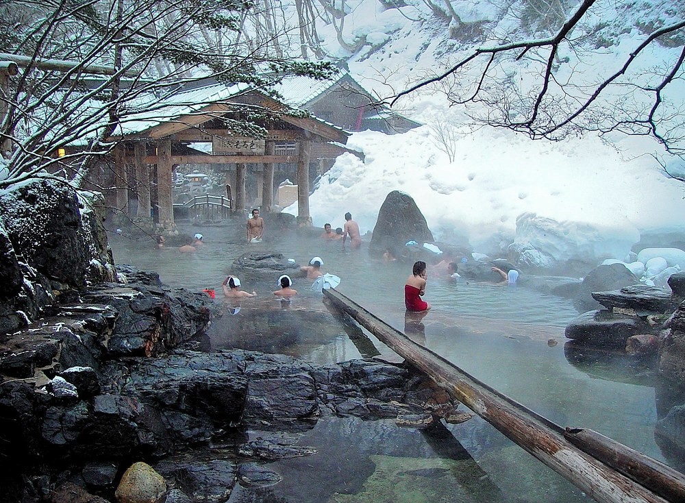 Takaragawa Onsen, Natural Hot Springs