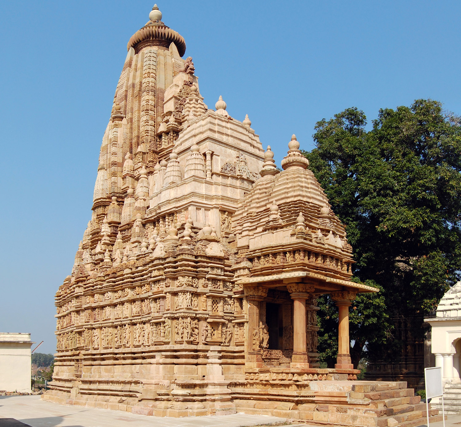 Parshvanath Digambar Jain Templle, Khajuraho