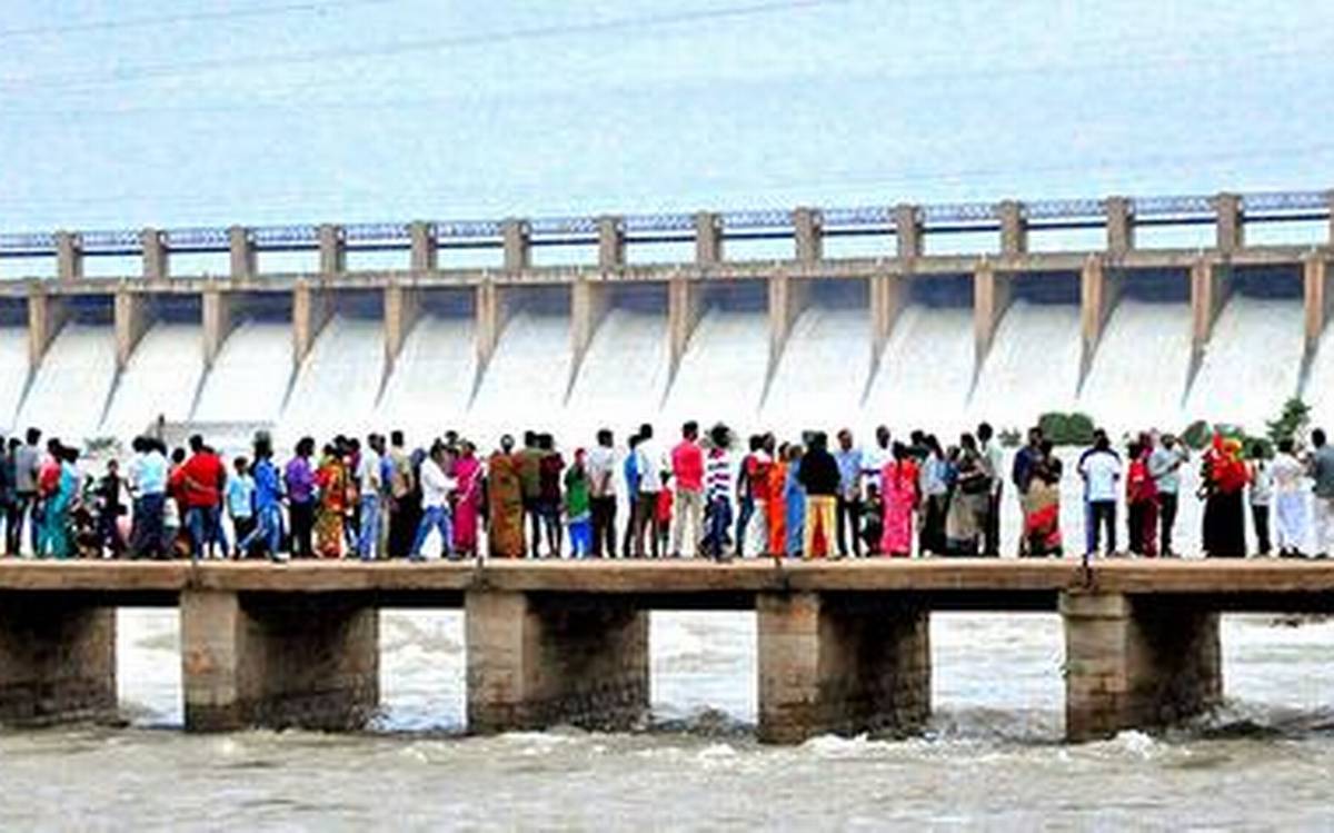Tungabhadra Dam, Popular Dam in India