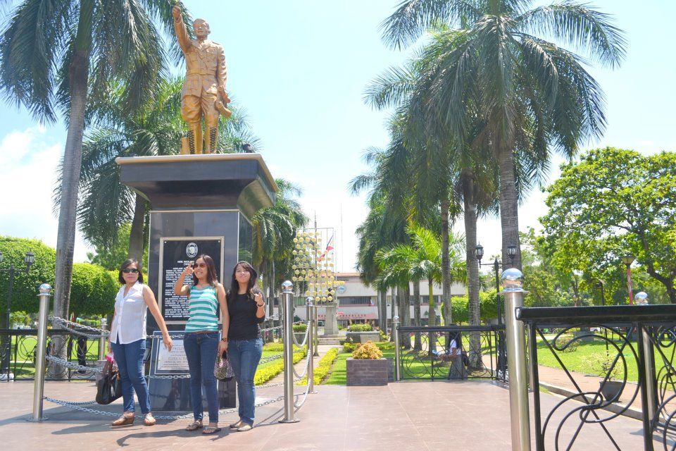 General Santos City Park, Plaza Heneral Santos