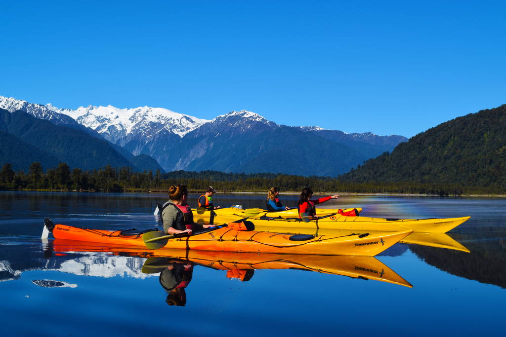 Lake Mapourika Glacier Country Kayaks