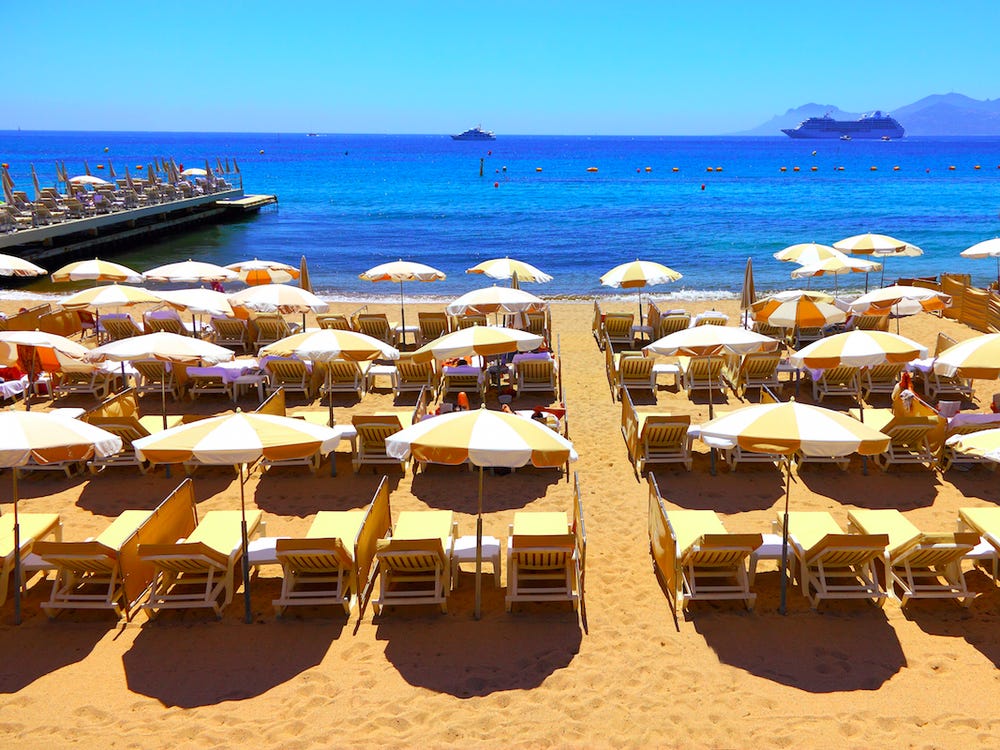 Private beach-Cannes