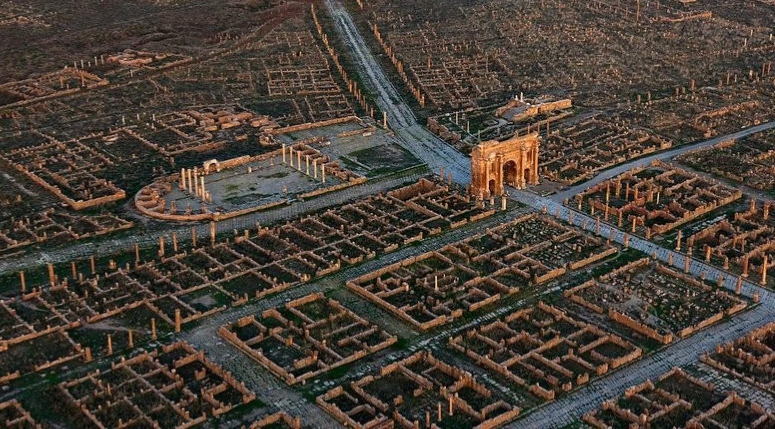Historical View of the city - Timgad