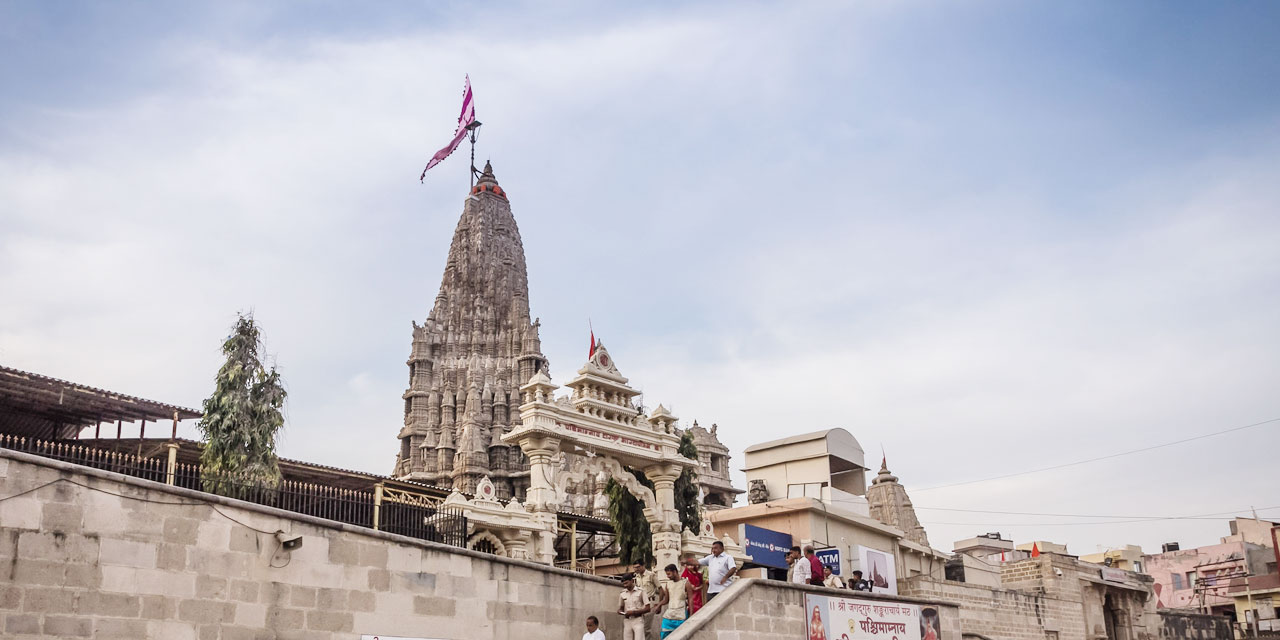 Dwarkadheesh Temple