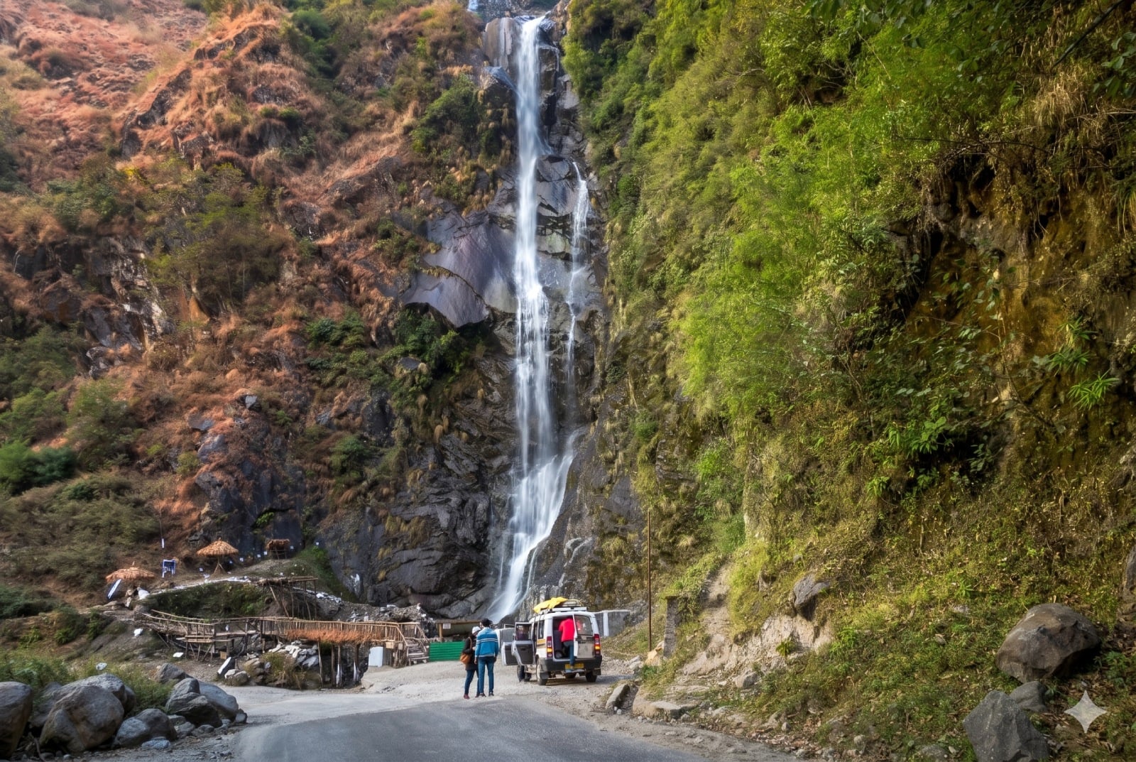 Bhim Nala Waterfall, Lachung