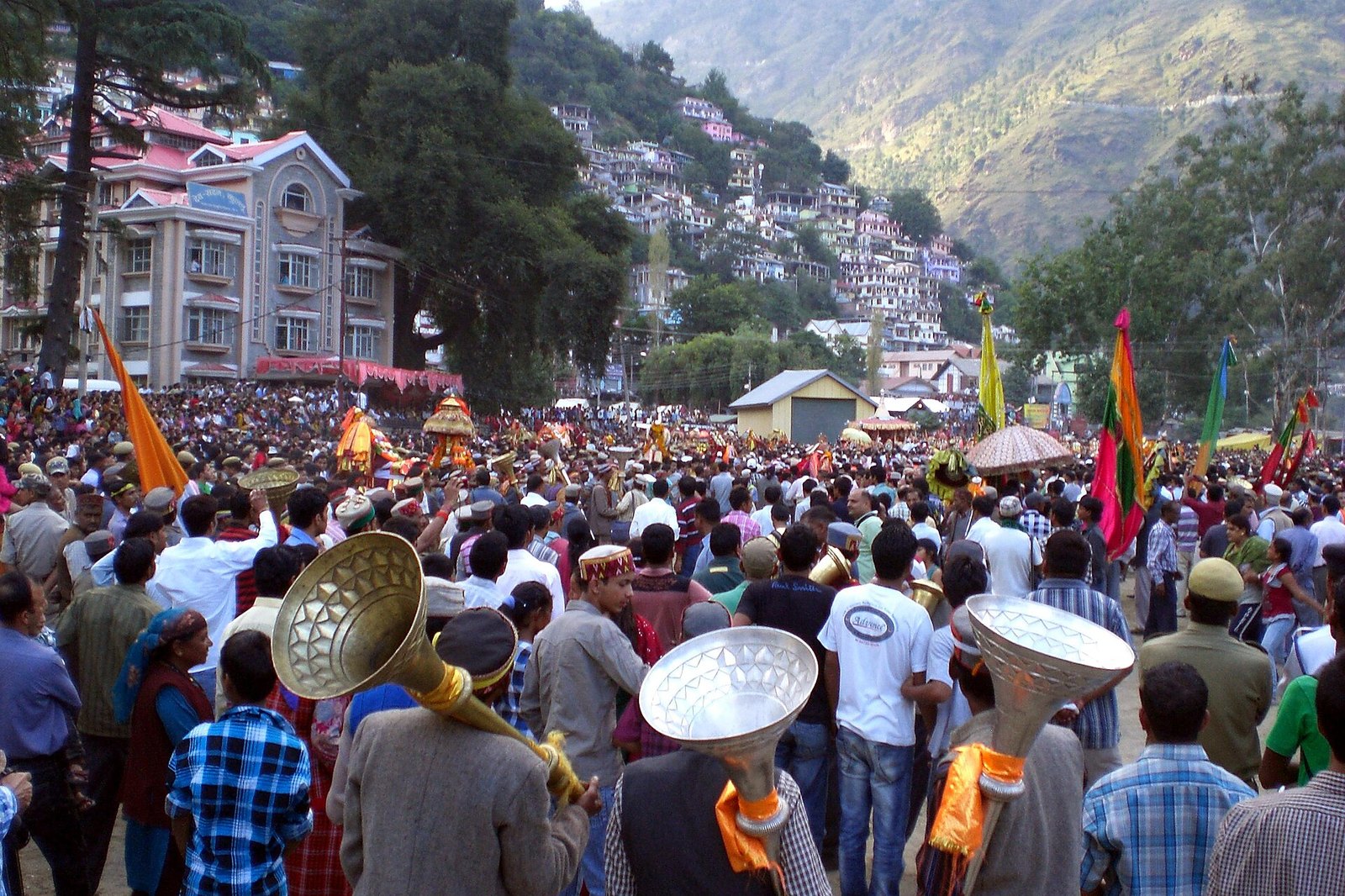 Main procession of Kullu Dussehra on Dhalpur Maidan with trumpets and palanquins