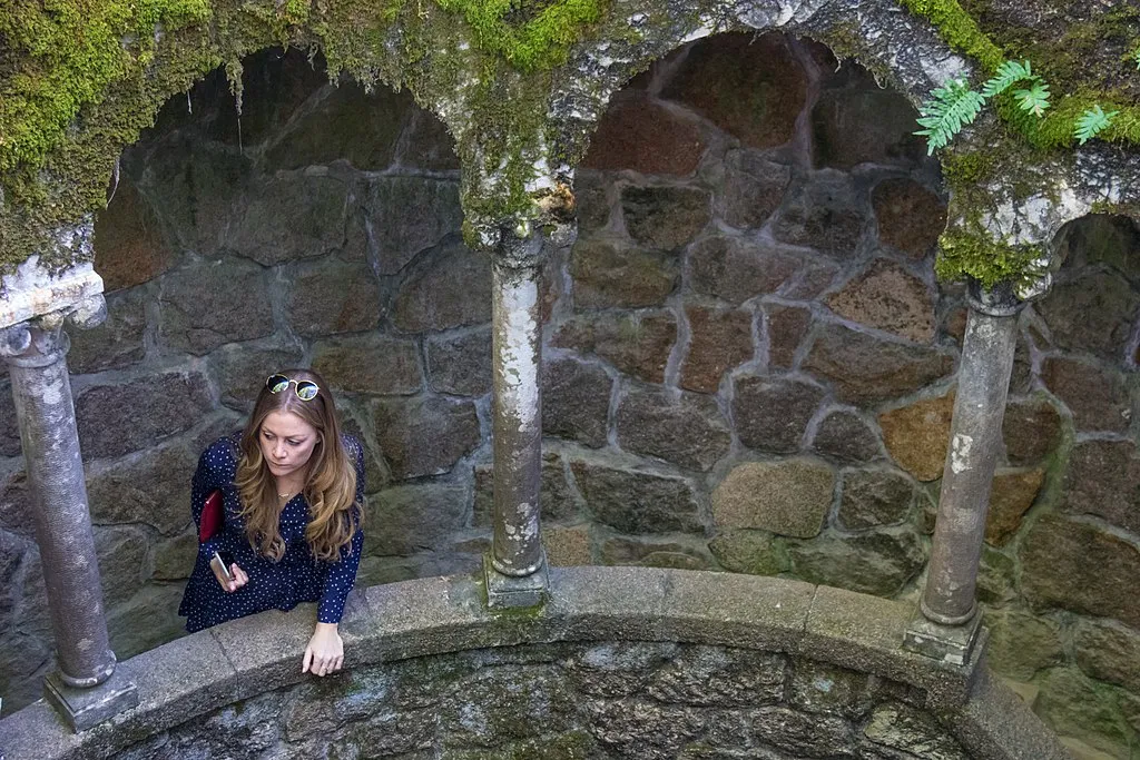 Initiation Well, Sintra