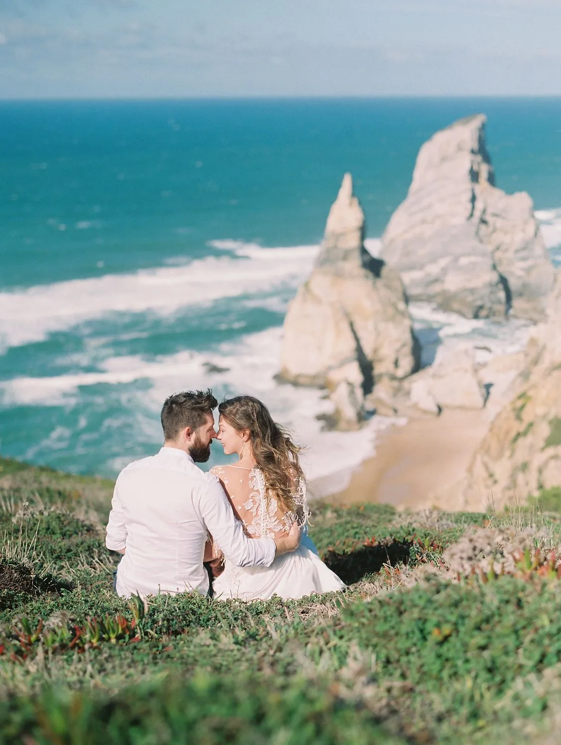 Romantic elopement destination Praia da Ursa, Sintra