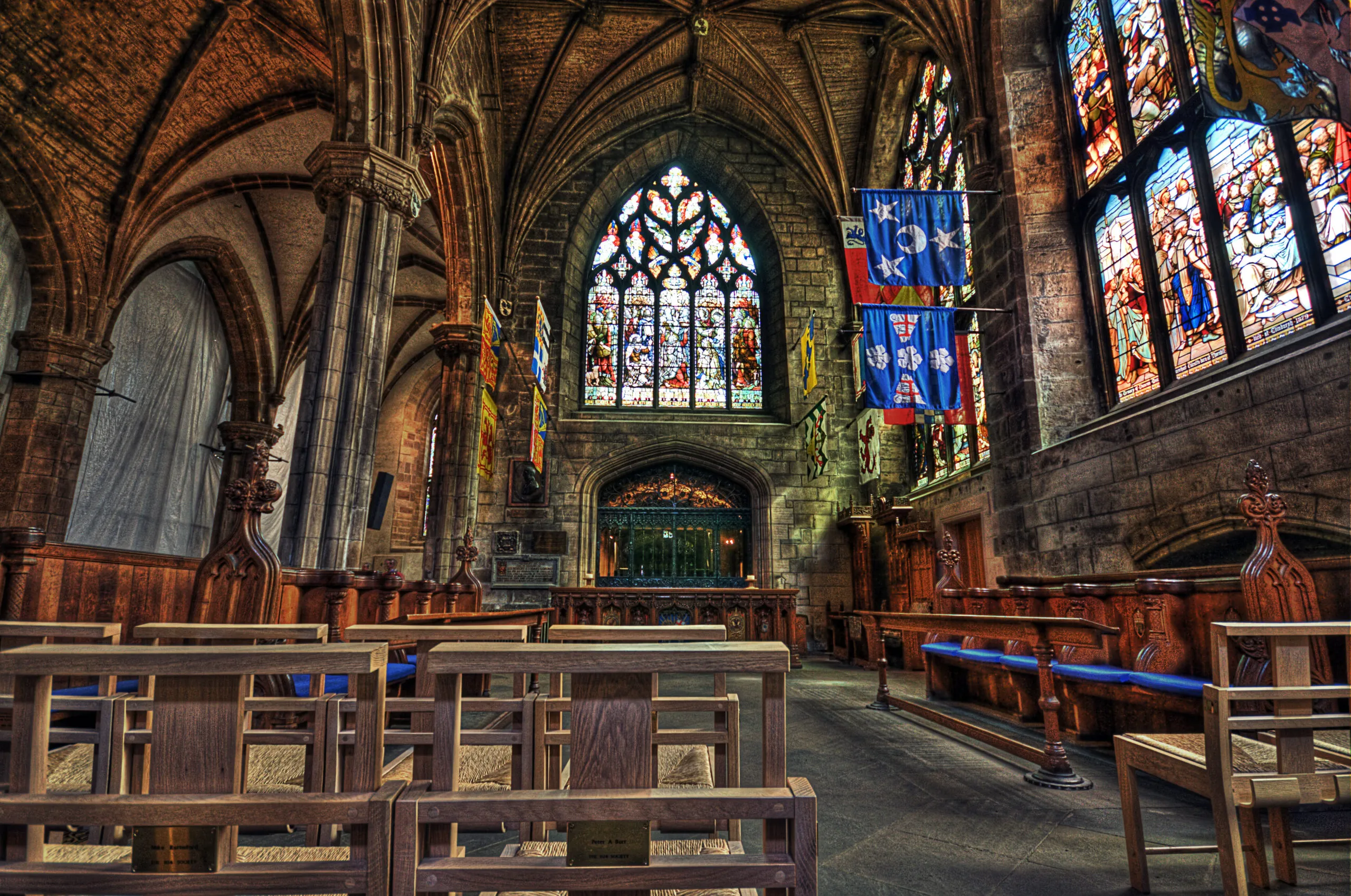 Exploring Edinburgh Cover