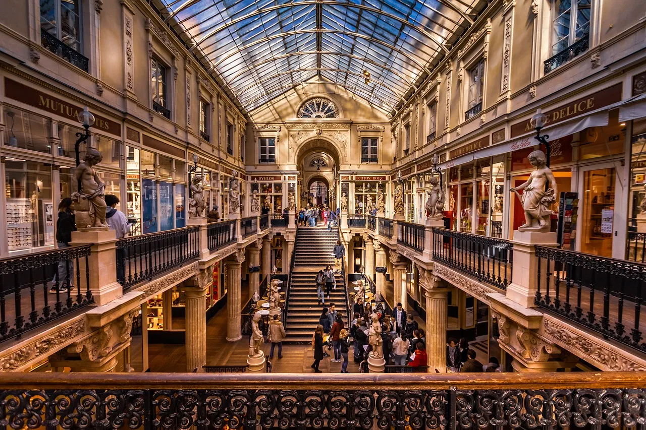 Shop from Passage Pommeraye, Nantes tour