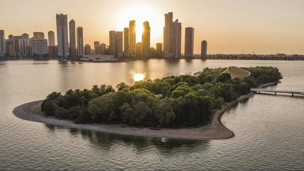 Places to see in Sharjah Cover